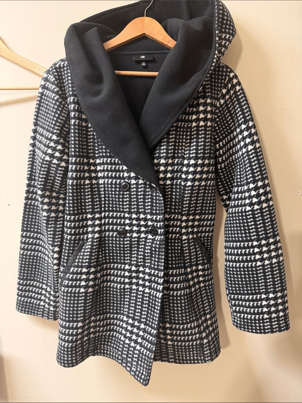 Iz Byer Black and White Houndstooth Hooded Coat Size XL